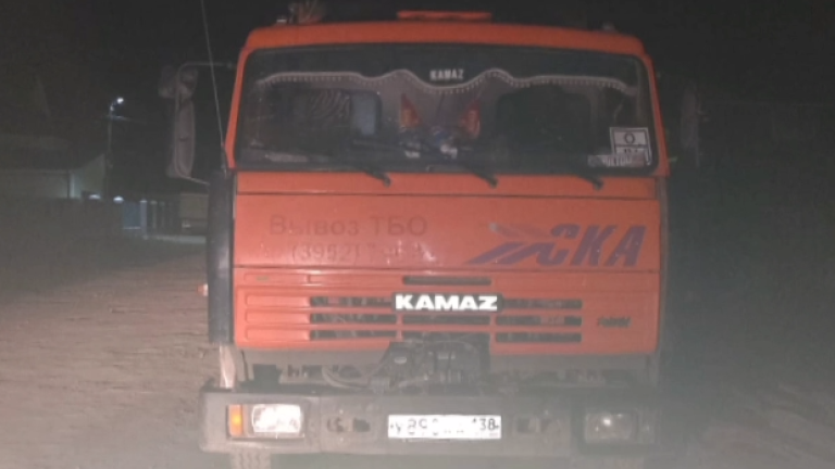 Шестилетний мальчик на велосипеде попал под колёса КамАЗа в Осинском районе